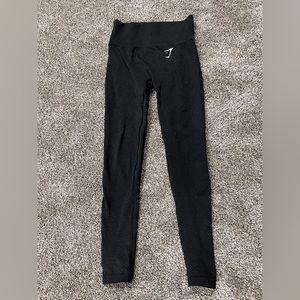 Barely worn S GYMSHARK pants